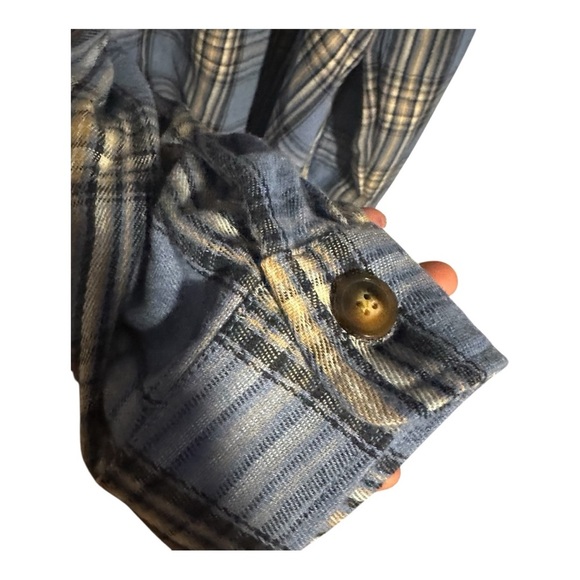 Casual Blue Plaid Button-Down Shirt - Picture 5 of 9